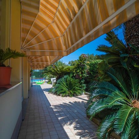 Residence Villa Gloria Borgio Verezzi Dış mekan fotoğraf