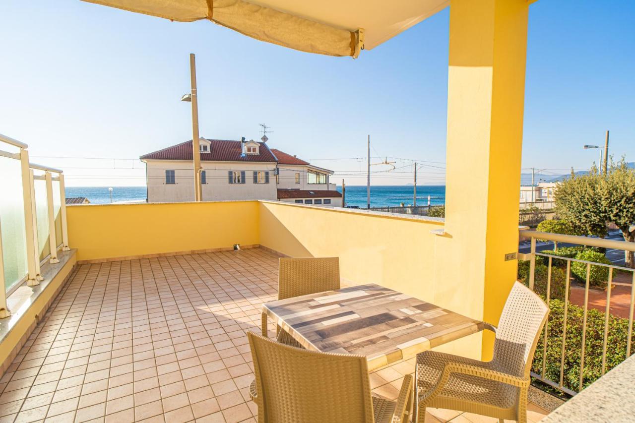 Residence Villa Gloria Borgio Verezzi Dış mekan fotoğraf