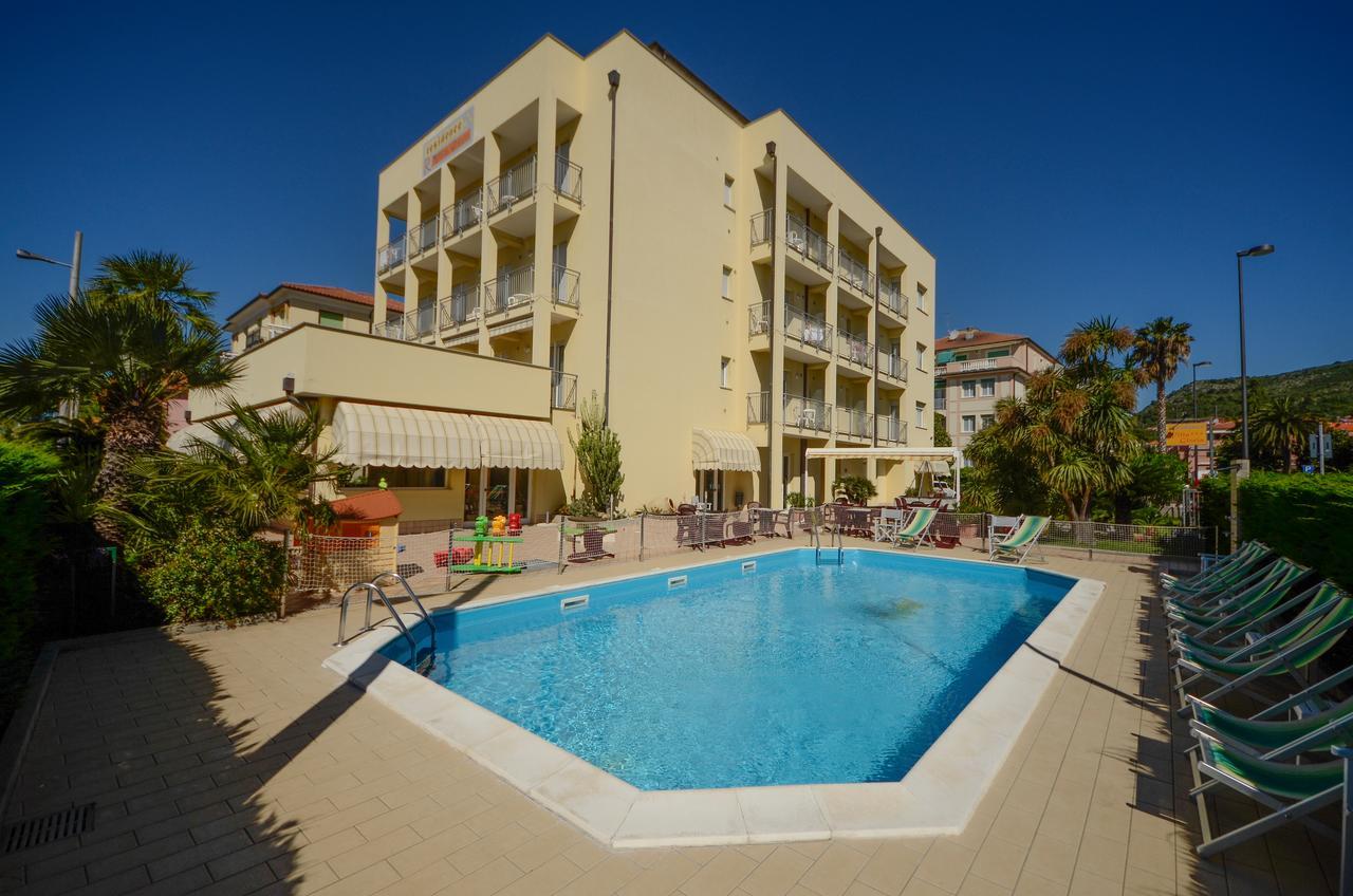 Residence Villa Gloria Borgio Verezzi Dış mekan fotoğraf